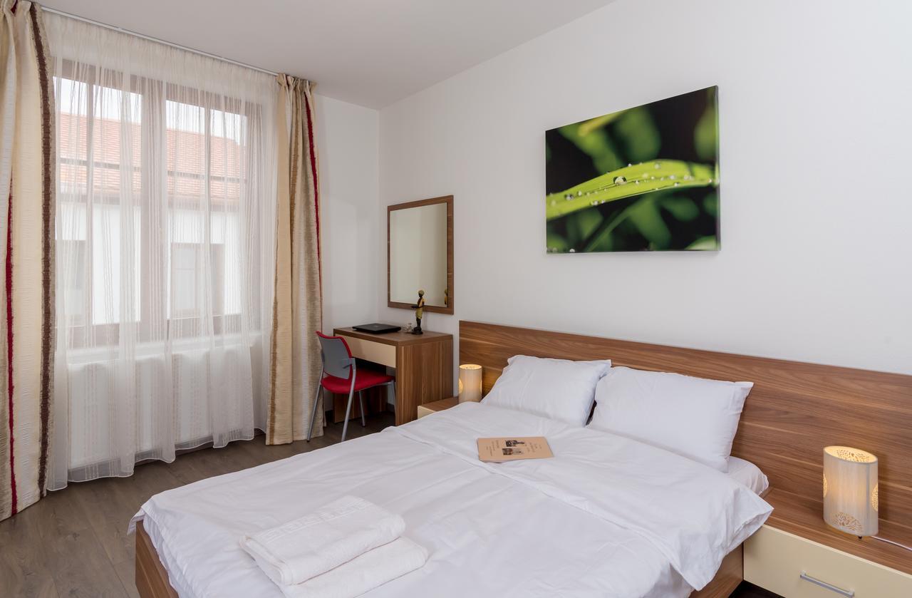 Casa Nicolae Luxury Suites Сибиу Экстерьер фото
