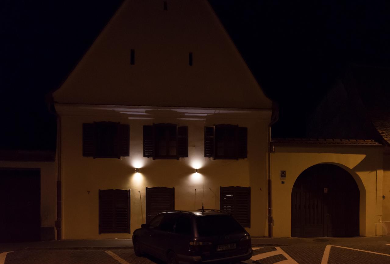 Casa Nicolae Luxury Suites Сибиу Экстерьер фото